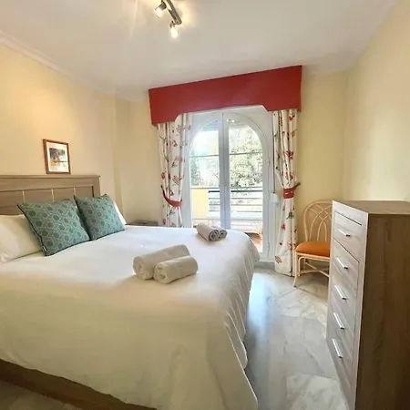 Panoramic Views 2 Bed Lejlighed *