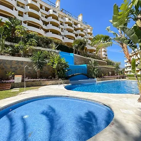 Panoramic Views 2 Bed Apartment *